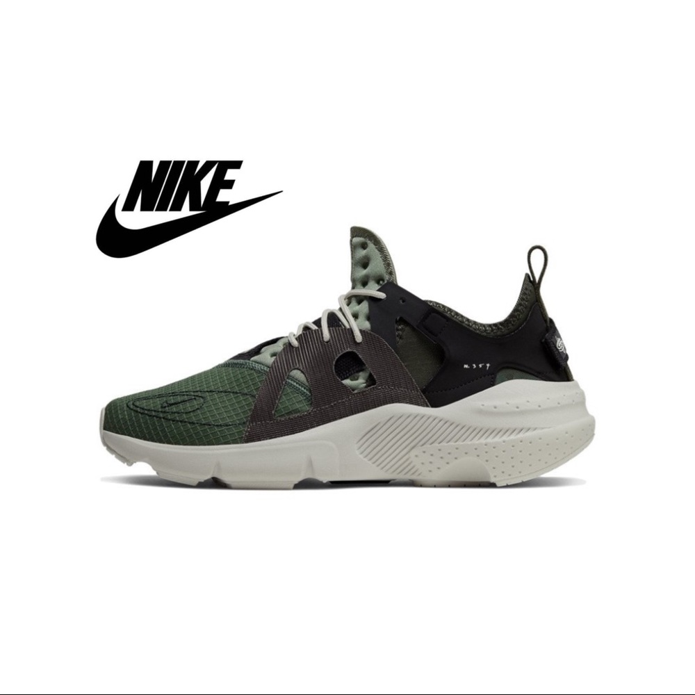 Nike Haurache Type Sneakers